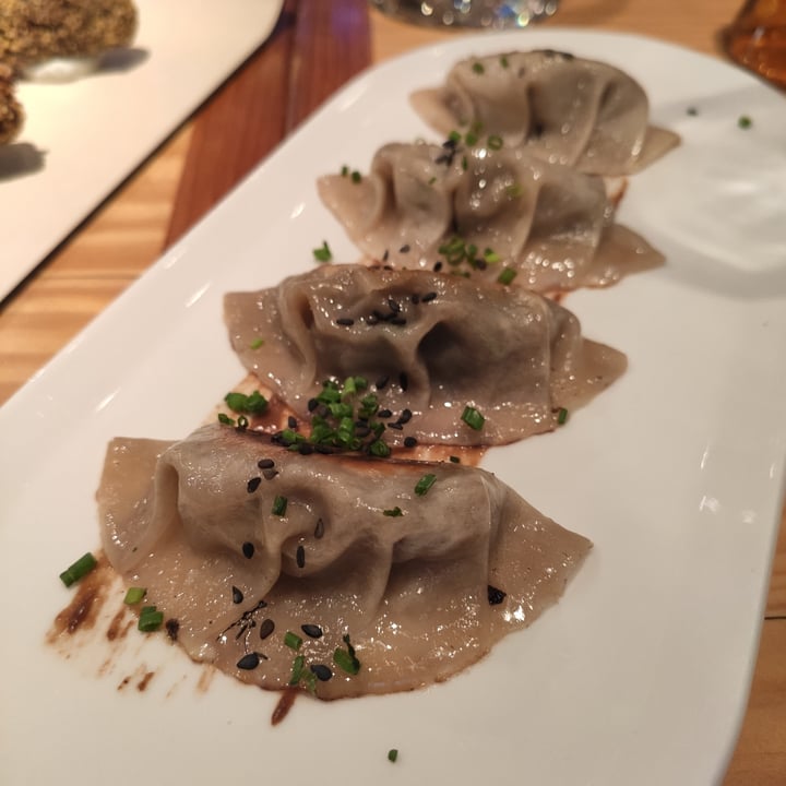 review photo of Rasoterra Gyozas de espárragos shared by @bettt on 18 Aug 2022 - review
