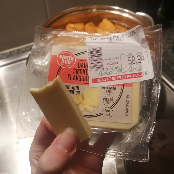 review photo of Earth & Co Dairy Free Smoked Gouda Flavoured Cheese shared by @stevieb93 on 30 Jun 2021 - review