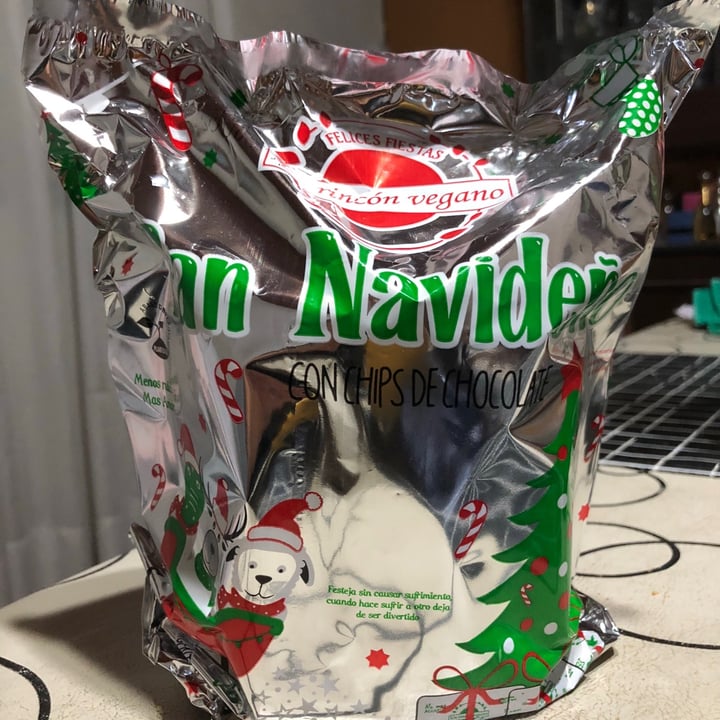 photo of Un Rincón Vegano Pan Navideño con Chips de Chocolate shared by @soffveggie on  08 Dec 2021 - review