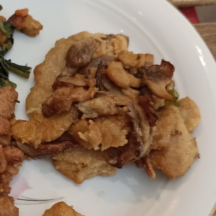 review photo of La Schiscetteria Scaloppina e Funghi shared by @marydelbasso on 08 Jul 2022 - review
