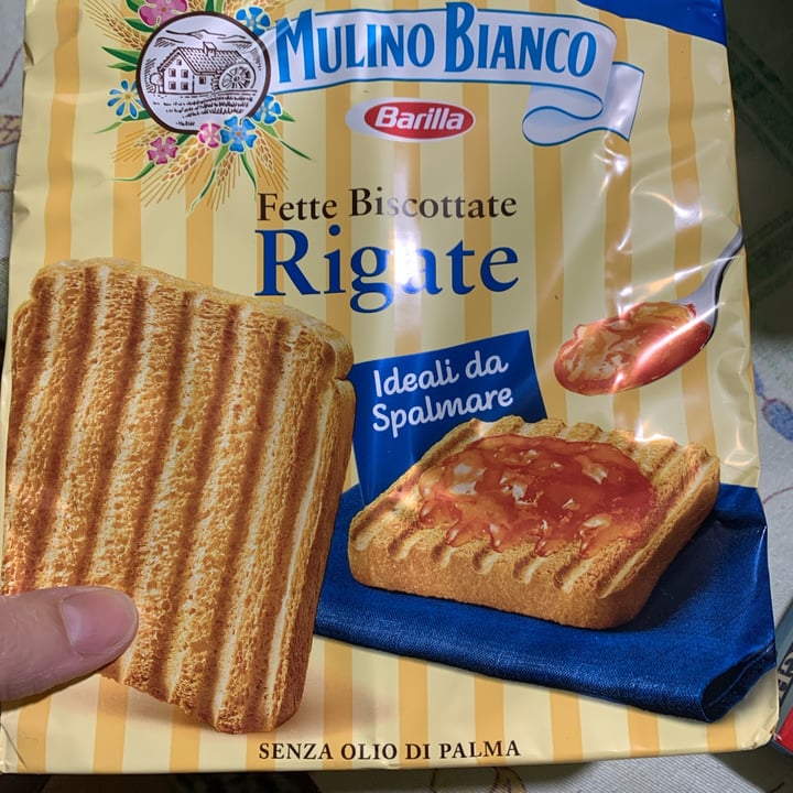 photo of Mulino Bianco Fette biscottate rigate shared by @coloratantonella on  21 Dec 2021 - review