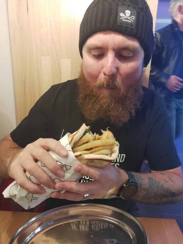 review photo of Veg Bar Yiros shared by @allylogie on 17 Nov 2019 - review