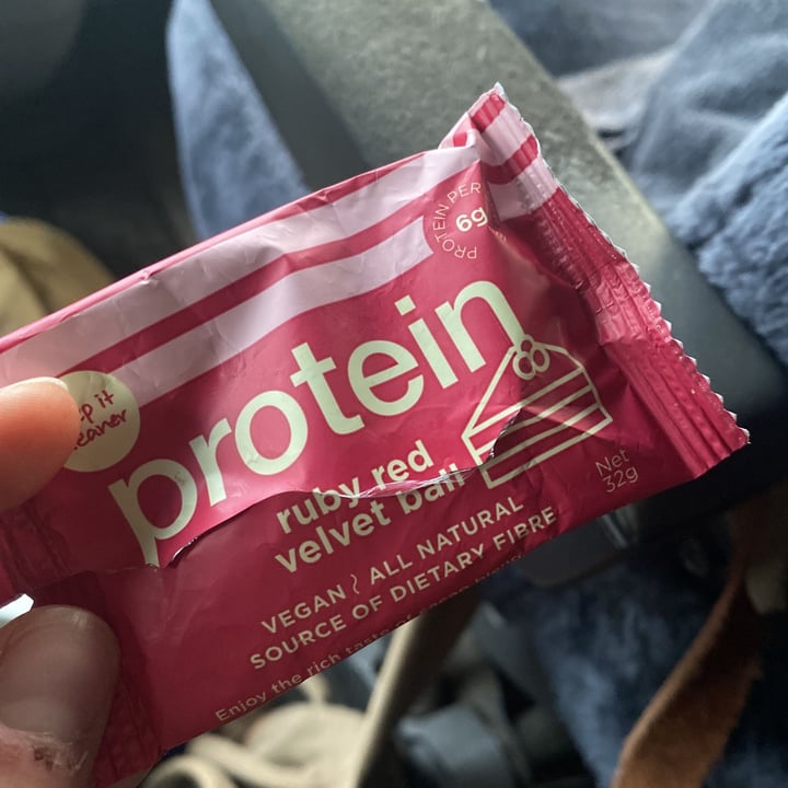review photo of Keep It Cleaner Protein Ruby Red Velvet Ball shared by @steffiuer on 11 Aug 2021 - review
