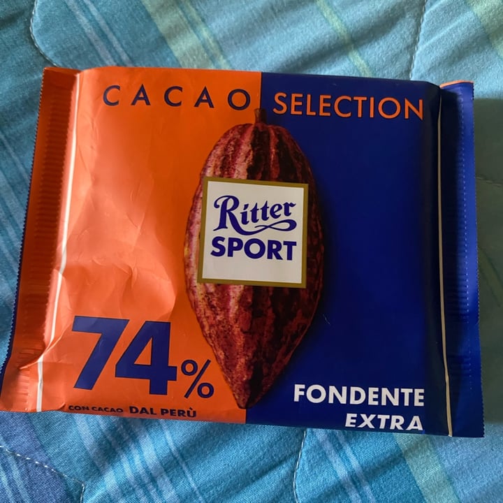 photo of Ritter Sport fondente extra 74% shared by @alicemarri on  20 Oct 2022 - review