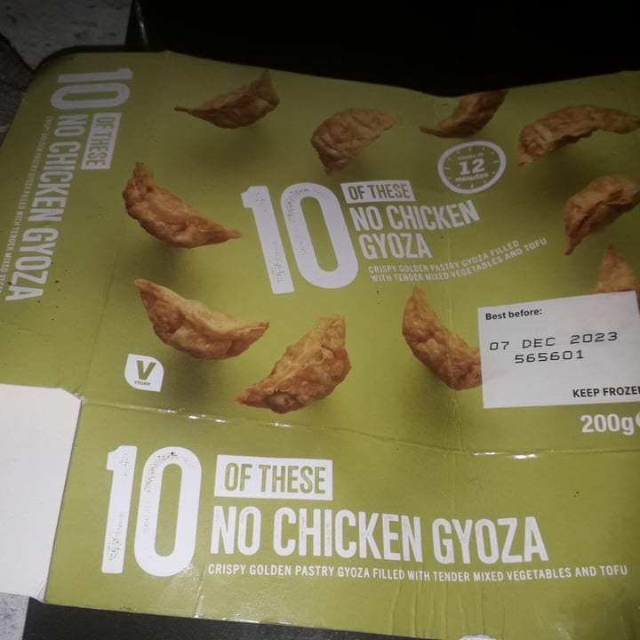 photo of Heron Foods No Chicken Gyzos shared by @veganbernadette on  05 Dec 2022 - review