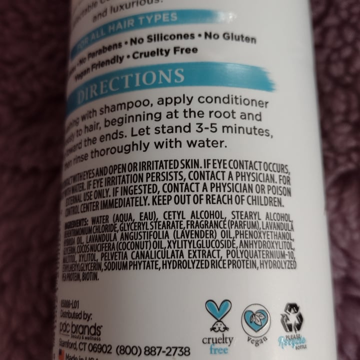 photo of Dr Teal's Essential oil conditioner shared by @laebanal on  03 Nov 2021 - review