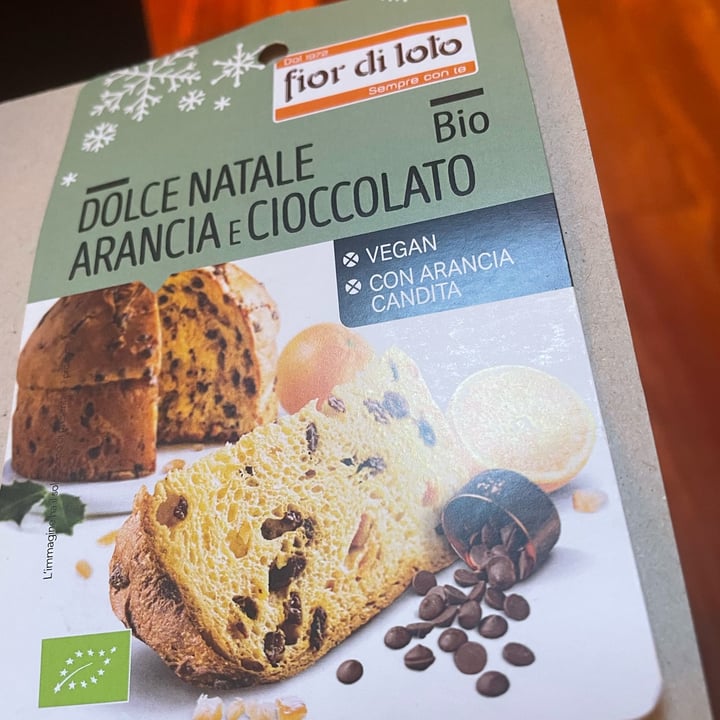 photo of Fior di Loto Panettone arancia e cioccolato shared by @alessandroc on  02 Jan 2022 - review