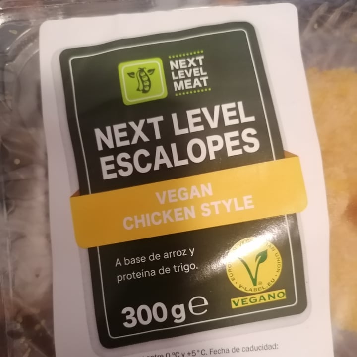 review photo of Next Level Meat Next Level Escalopes Vegan Chicken Style shared by @valquiriaoscura on 12 Jan 2022 - review
