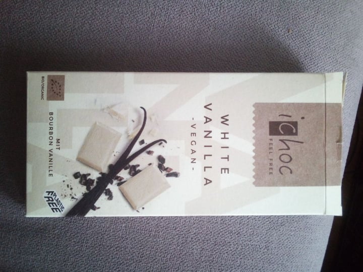 review photo of iChoc White Vanilla shared by @carolegart on 06 Mar 2020 - review
