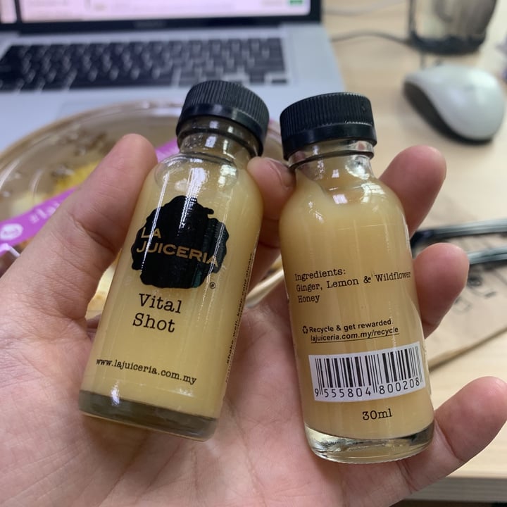 review photo of La Juiceria Superfoods Signature Vital Shot shared by @nimsay on 06 Oct 2020 - review