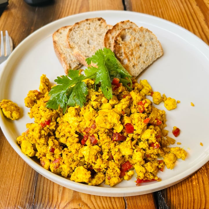 photo of Fresh Earth Food Store Tofu Scramble shared by @reshmikhan on  16 Apr 2022 - review