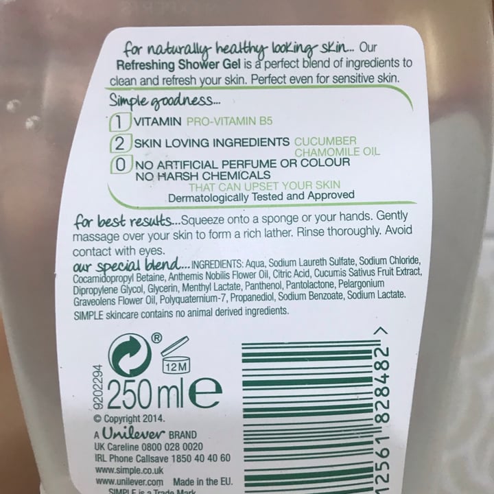 photo of Simple Kind to skin refreshing shower gel shared by @opheeeliaaa on  27 Jun 2020 - review