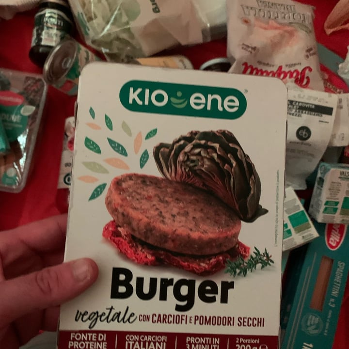 photo of Kioene Burger ai carciofi e pomodori secchi shared by @mattiaa on  29 Nov 2021 - review