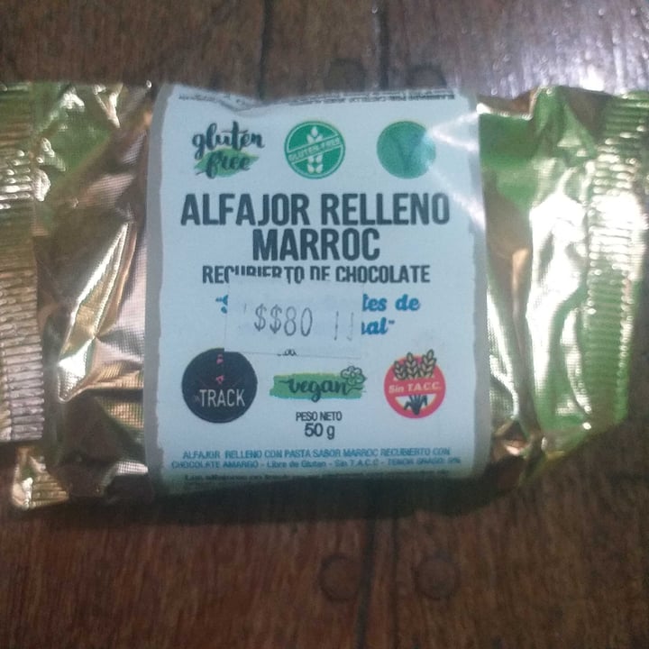 photo of On Track Alfajor Relleno Marroc shared by @luciaroveta on  19 Apr 2021 - review