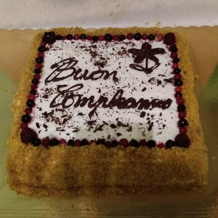 review photo of Breaking Bread Torta Mimosa shared by @alessandroquarta on 24 Apr 2021 - review