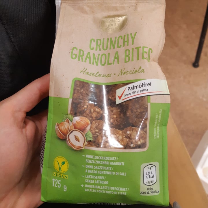 photo of Finest Bakery Crunchy Granola Bites - Nocciola shared by @gooseberry on  23 Jul 2022 - review