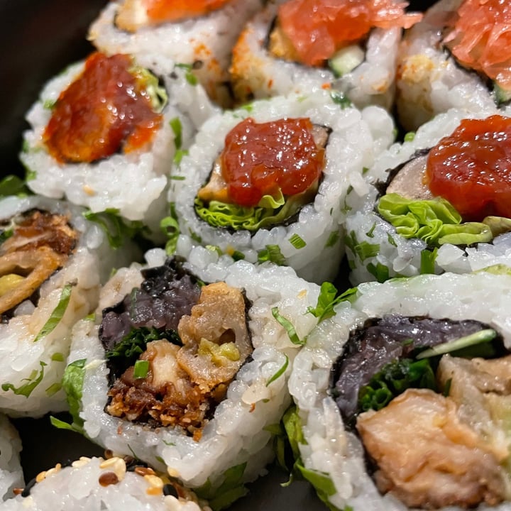 photo of Jiro Sushi - Sucursal Urquiza Combinado Sushi Vegan shared by @lulifante on  03 Jul 2021 - review