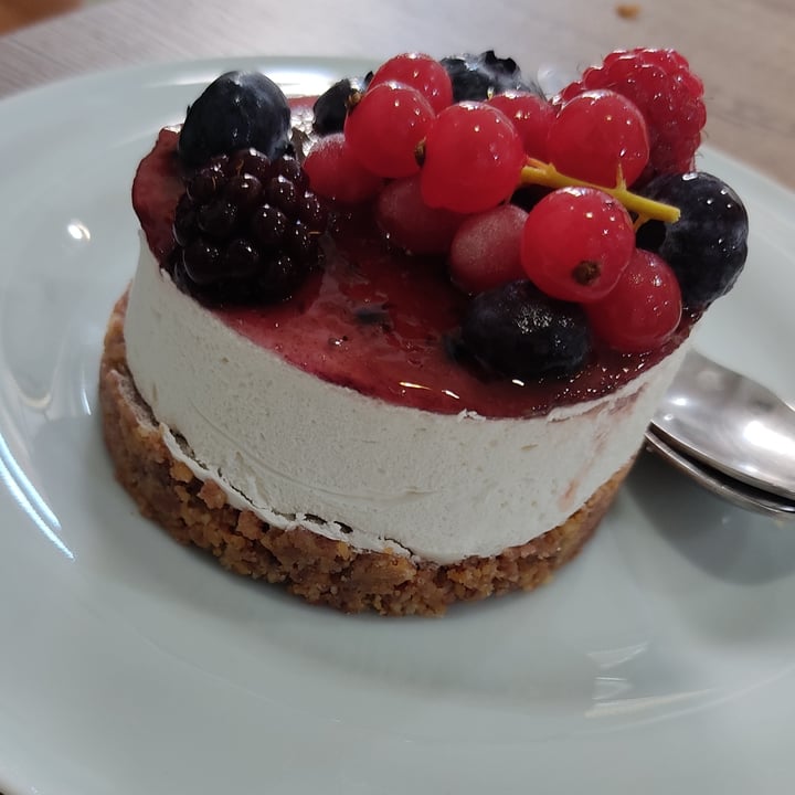 photo of O Grin Cheesecake Ai Frutti Di Bosco shared by @ecomecum on  20 Sep 2022 - review