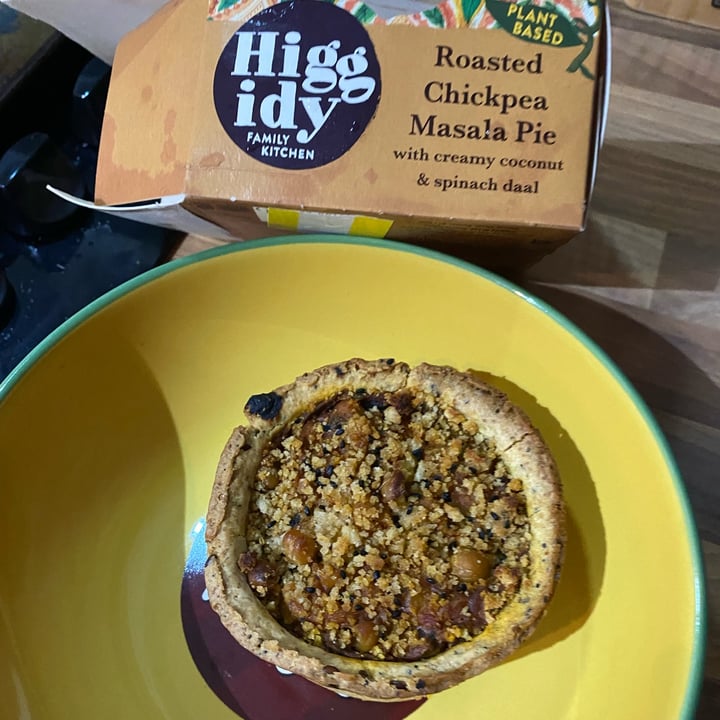 photo of Higgidy Roasted Chickpea Masala Pie shared by @vegansuttonmama on  26 Jul 2022 - review