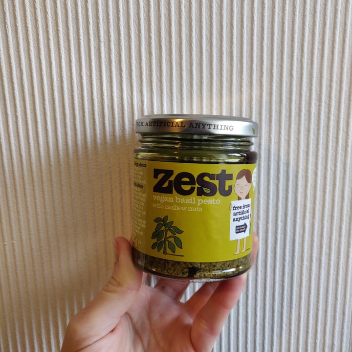 photo of Zest Vegan basil pesto with cashew nuts shared by @inowa on  28 Feb 2021 - review