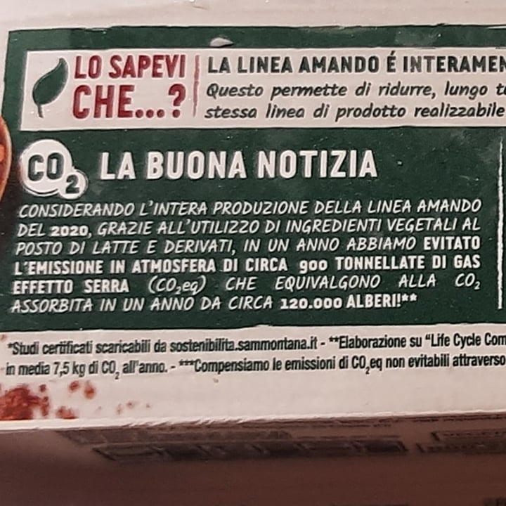 photo of Sammontana Gelato alla Vaniglia variegato al Cacao e Nocciola shared by @zetasimo83 on  27 Sep 2022 - review