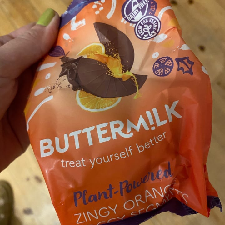 photo of Buttermilk Zingy Orange Choccy Segments shared by @clarewoods on  22 Nov 2022 - review