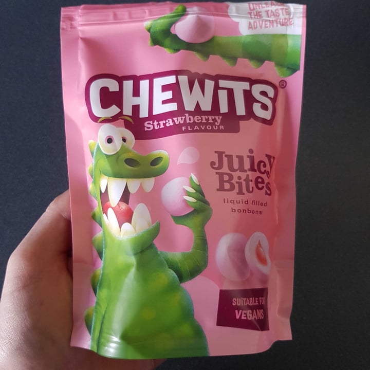 photo of Chewits strawberry juicy bites shared by @vegancreature on  16 Apr 2021 - review