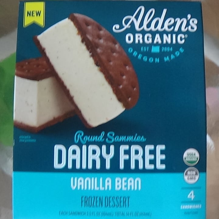 photo of Alden’s Organic Dairy Free Vanilla Bean Round Sammies shared by @feelideal on  29 Jan 2021 - review