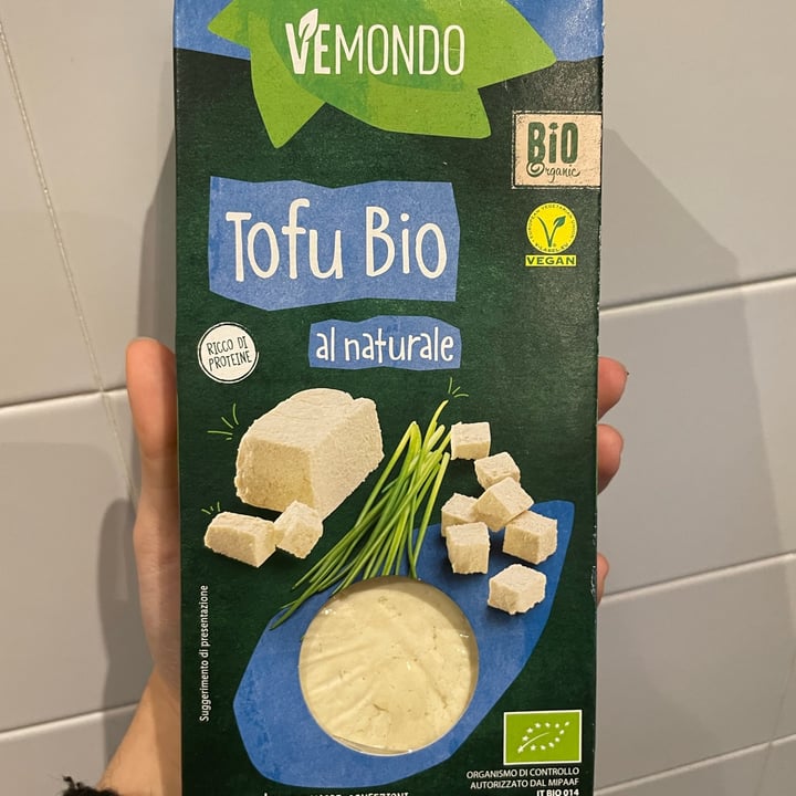 photo of Vemondo tofu al naturale shared by @agln on  14 Jan 2023 - review