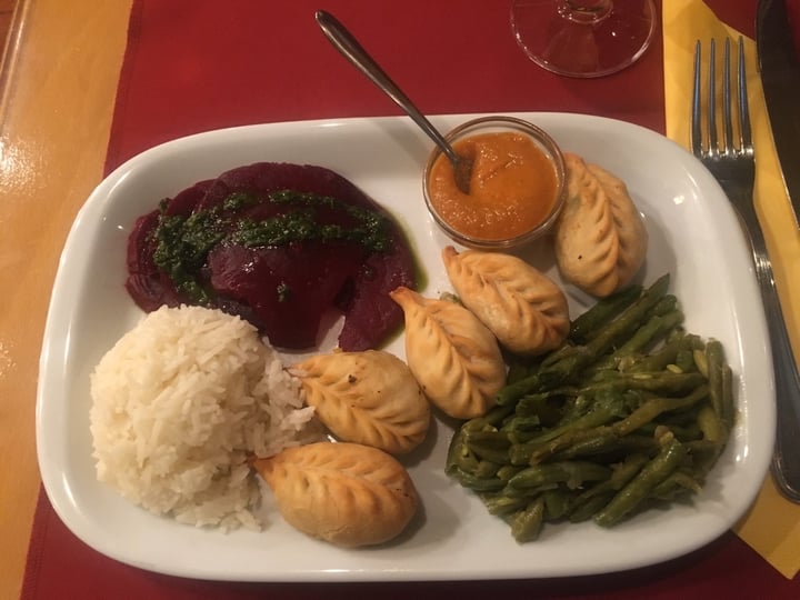 review photo of Os Tibetanos Tsel Momos shared by @happygoat on 06 Dec 2019 - review
