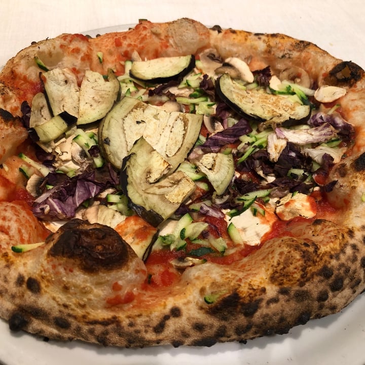 photo of Momart Restaurant Cafè Pizza Vegetariana shared by @leleballack on  23 Mar 2022 - review