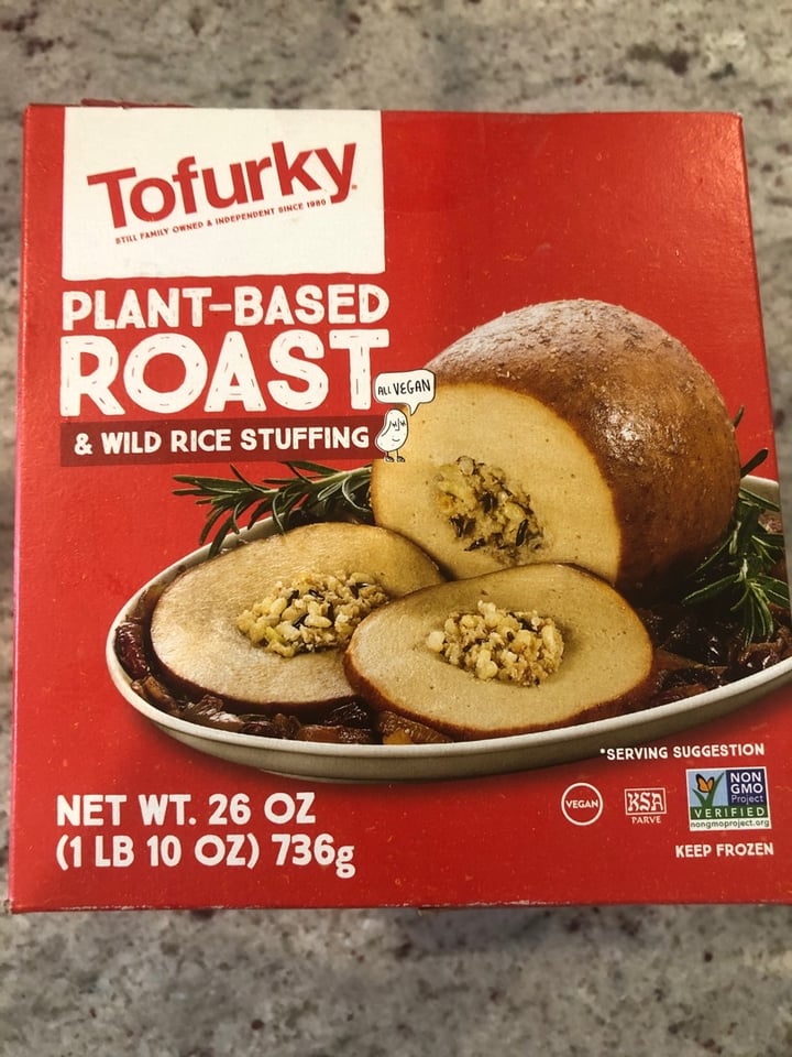 photo of Tofurky Plant-Based Roast & Wild Rice Stuffing shared by @saralovesveggies on  23 Dec 2019 - review