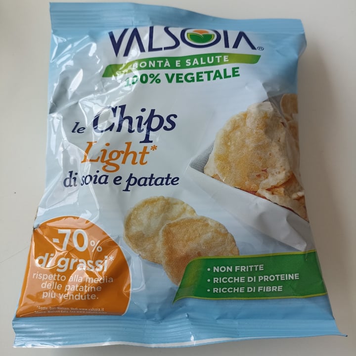 review photo of Valsoia Le chips light di soia e patate shared by @annafanella on 15 Jun 2022 - review
