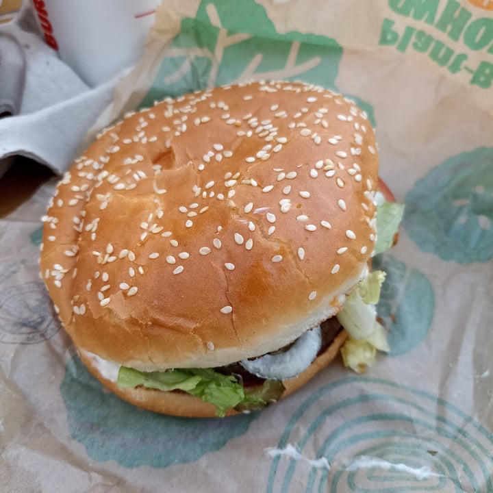 photo of Burger King Plant Based - Whopper shared by @vegetalgiampo on  21 Jun 2022 - review