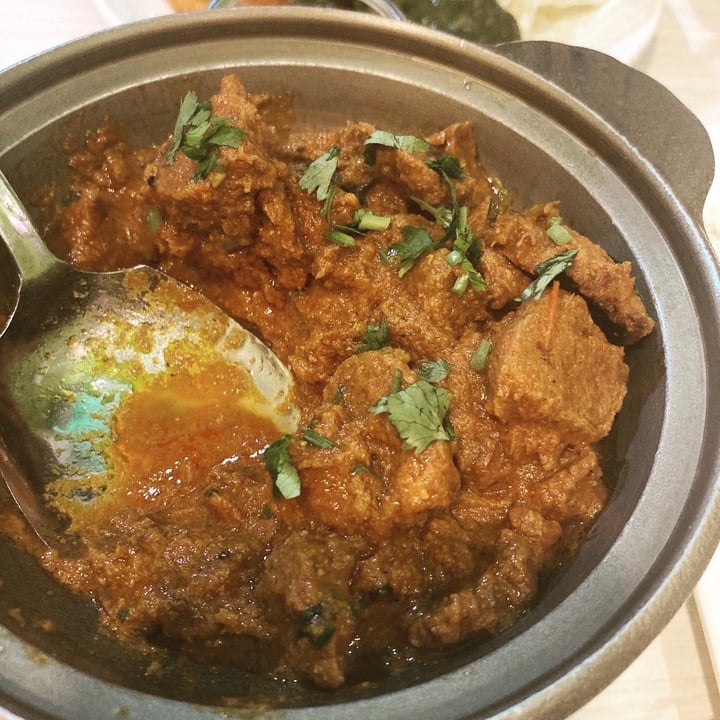 photo of Gokul Raas Vegetarian Restaurant Mutton Masala shared by @samtoomer on  30 Jul 2020 - review