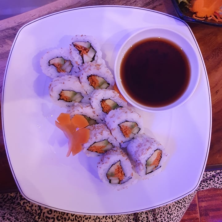review photo of Shari Maki Vegetariano Roll shared by @patriciaph on 10 Aug 2021 - review