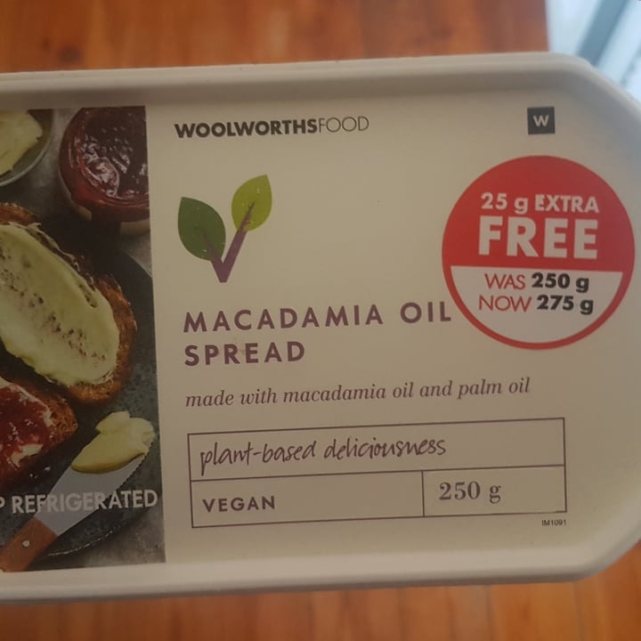 photo of Woolworths Food Macadamia Oil Spread shared by @devnitief on  10 Sep 2021 - review