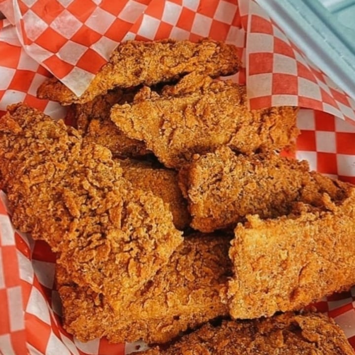 photo of Bring Me Some 6 piece Tendies shared by @mushroom12 on  02 Jun 2021 - review