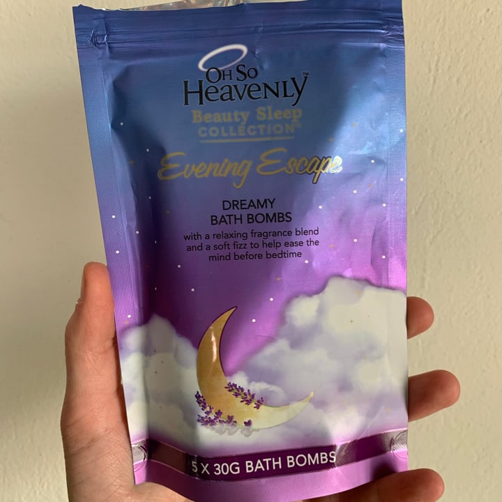 review photo of Oh So Heavenly Dreamy Bath Bombs shared by @kyrapape on 16 Aug 2021 - review