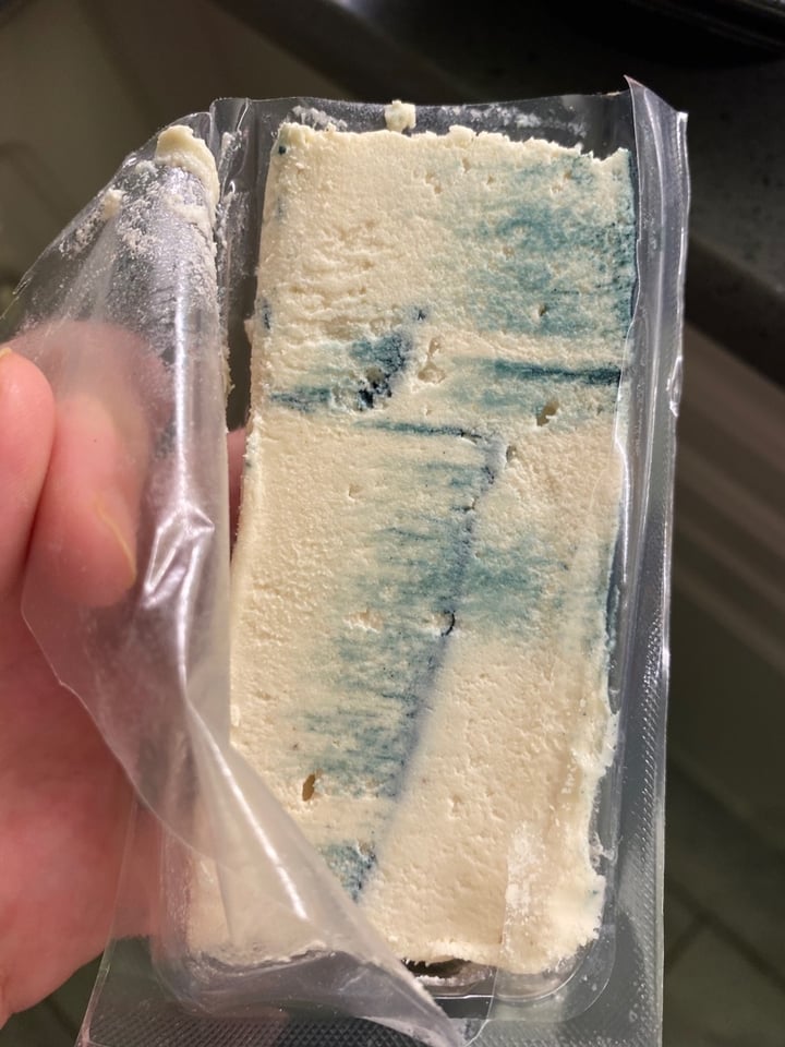 photo of Nuts For Cheese Super blue shared by @kels222 on  06 Feb 2020 - review