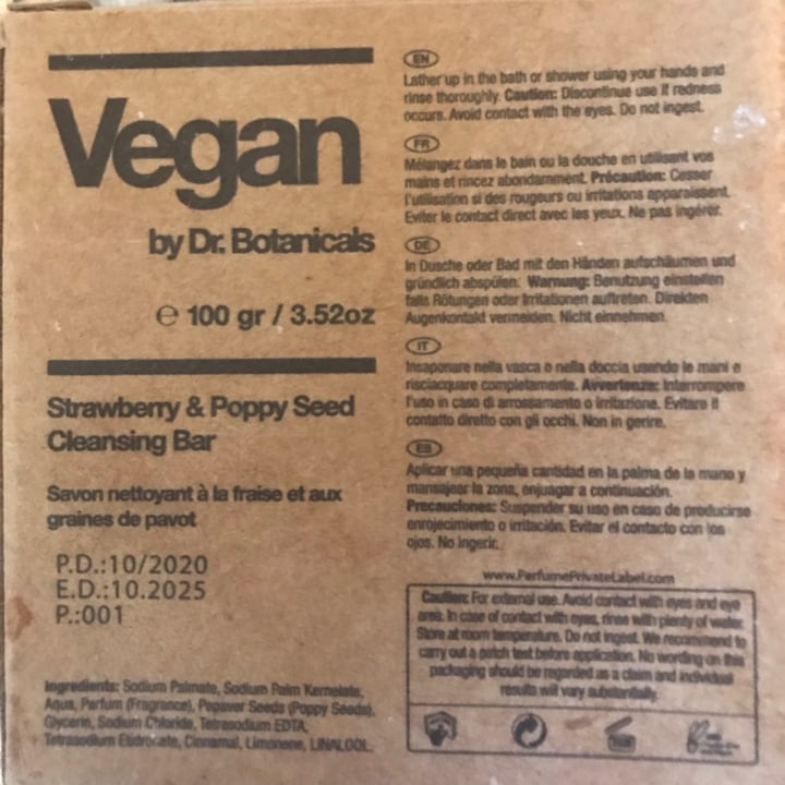 Dr. Botanicals Strawberry & poppy seed cleansing bar Review abillion