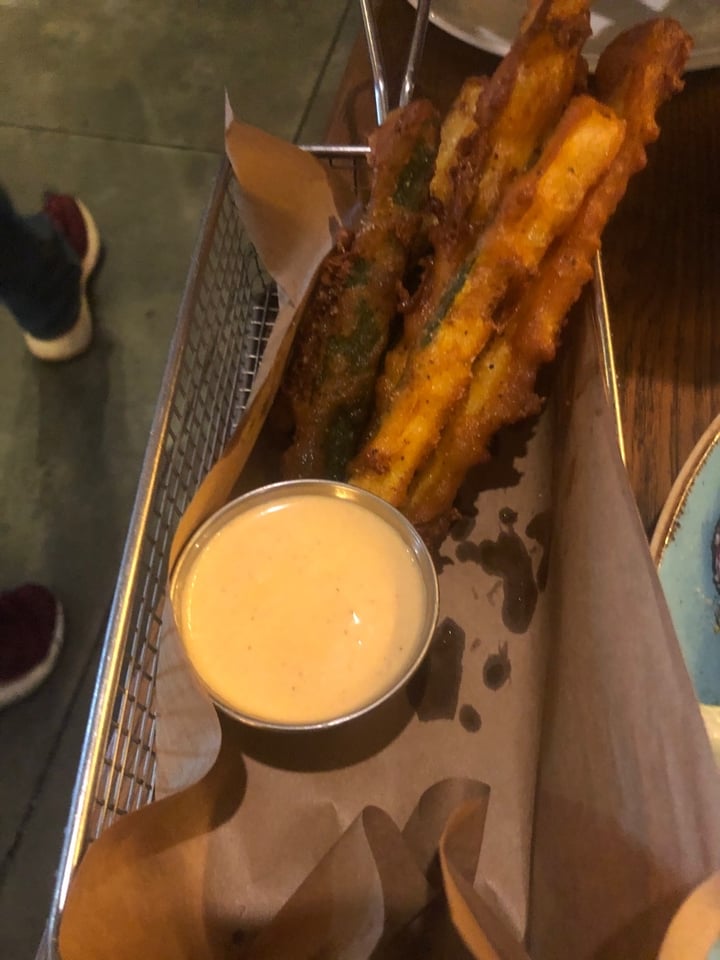 review photo of 416 (Four One Six) מקלות זוקיני בטמפורה shared by @maymeital2 on 08 Feb 2020 - review