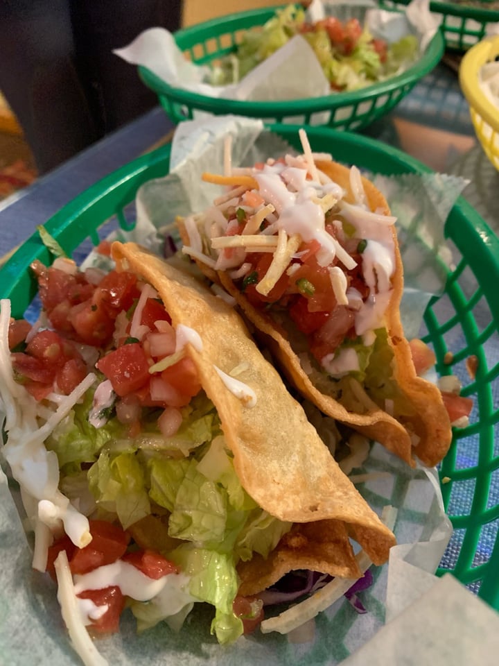 photo of El Cantaro Crispy Potato Tacos shared by @veganpetite on  08 Feb 2019 - review
