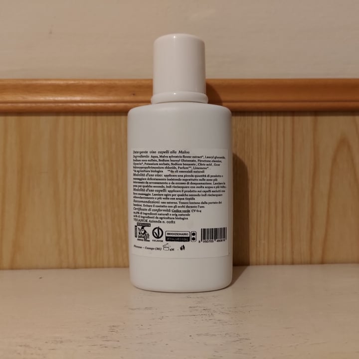 review photo of Fitocose Detergente Alla Malva Per Il Viso E Capelli shared by @imstiv on 08 Dec 2021 - review