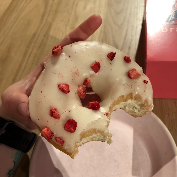photo of Brammibal's Donuts Strawberry glaze Donut shared by @frauri on  24 Jun 2022 - review