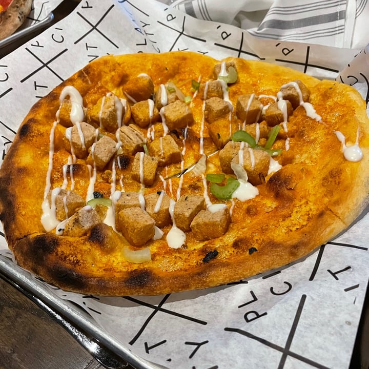 photo of Plant City Buffalo Chickn Pizza shared by @therileyfarmrescue on  04 Aug 2021 - review