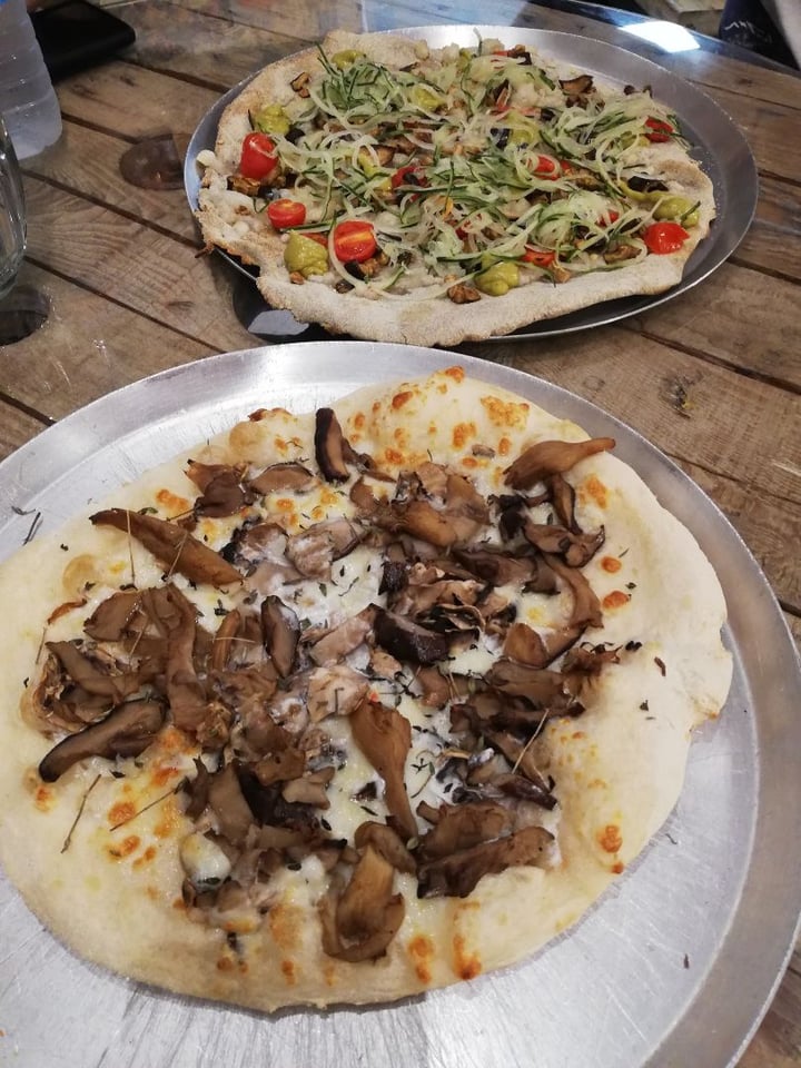 review photo of La Clote Pizza Veggie shared by @nrabaneda on 05 Oct 2019 - review