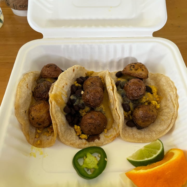 photo of Flora Kitchenette Breakfast tacos shared by @doublemveg on  28 Mar 2022 - review