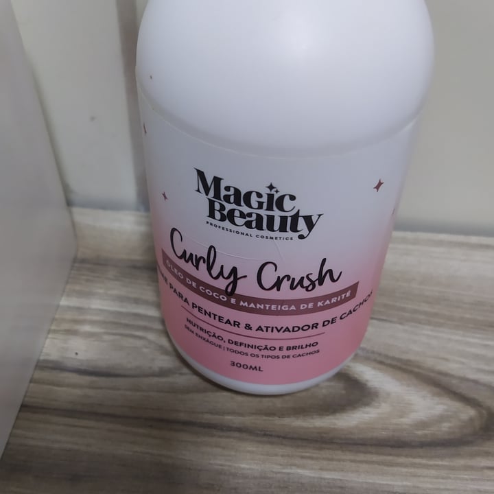 photo of Magic Beauty creme para pentear e ativador de cachos shared by @juciane on  03 May 2022 - review