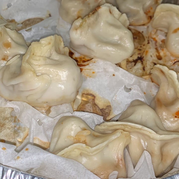 photo of Sammi & Soupe Dumpling (Ste-Catherine St. O) Mushroom Vermicelli Steamed Dumplings shared by @colphax on  21 May 2022 - review